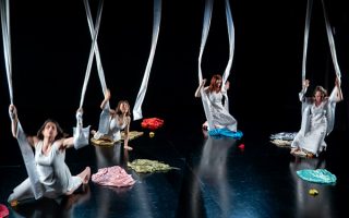 29/11/2025<br>Epochè Teatro<strong><br>SOGNI D’OLTREMARE</strong>